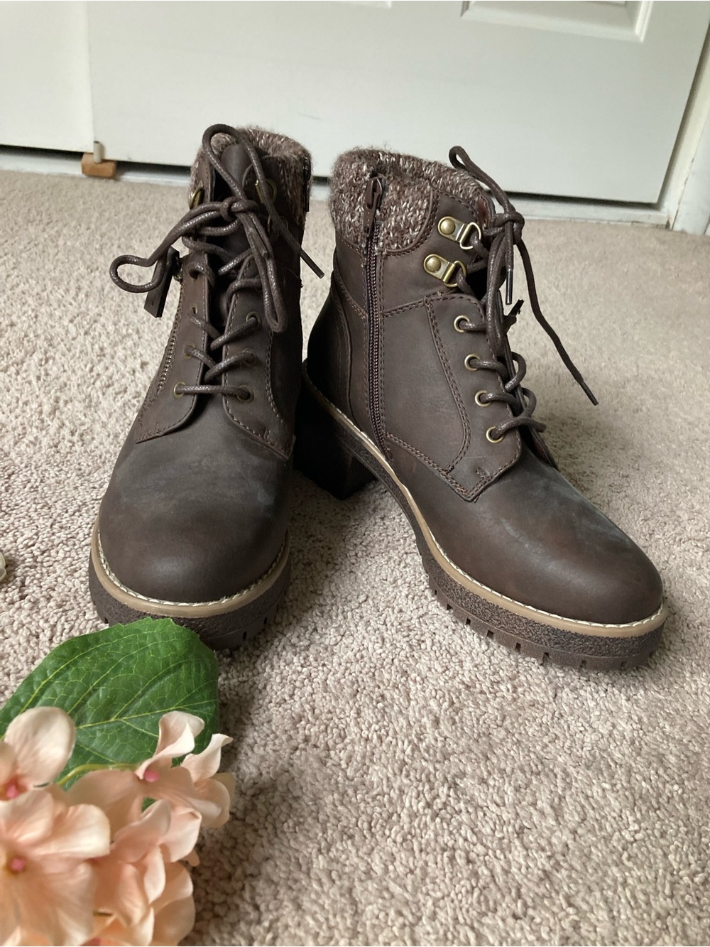 Cliffs by WHITE MOUNTAIN Brown Lace-Up Block Heel Ankle Boots